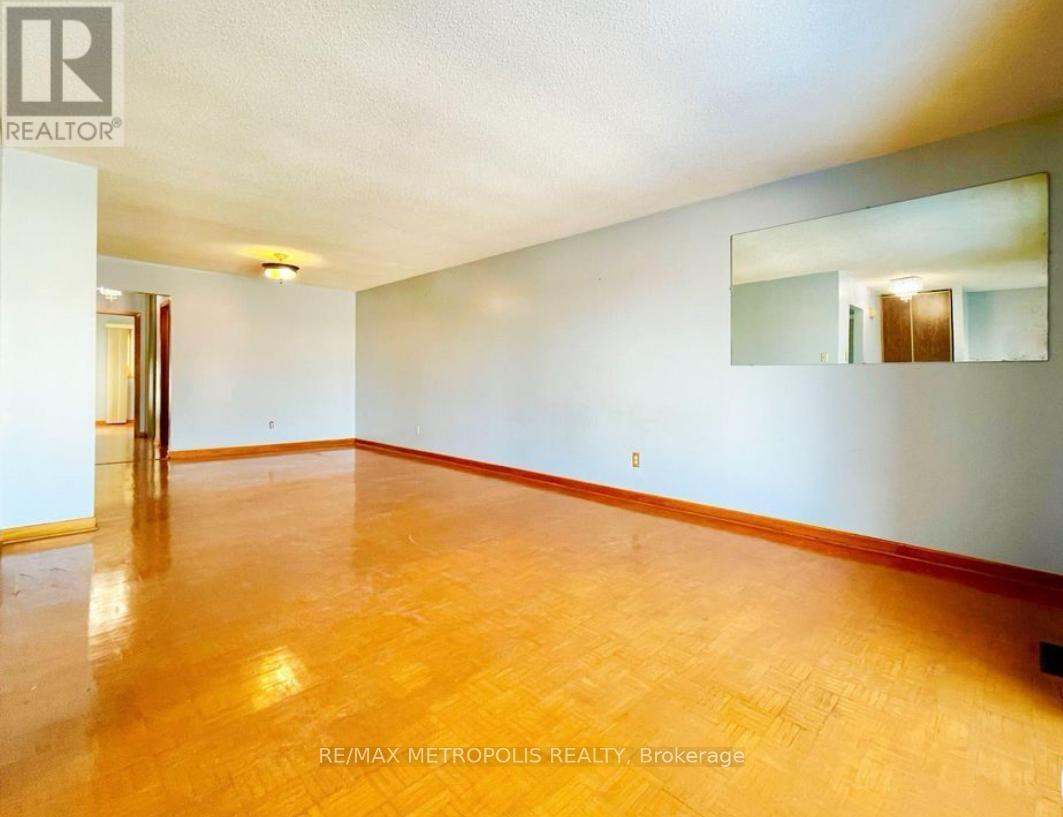 3 Prairie Dunes Place, Vaughan, ON - Indoor Photo Showing Other Room