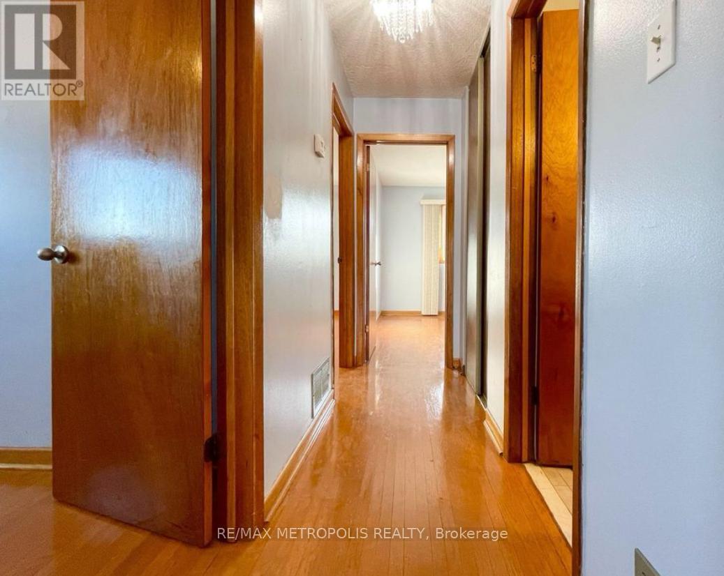 3 Prairie Dunes Place, Vaughan, ON - Indoor Photo Showing Other Room