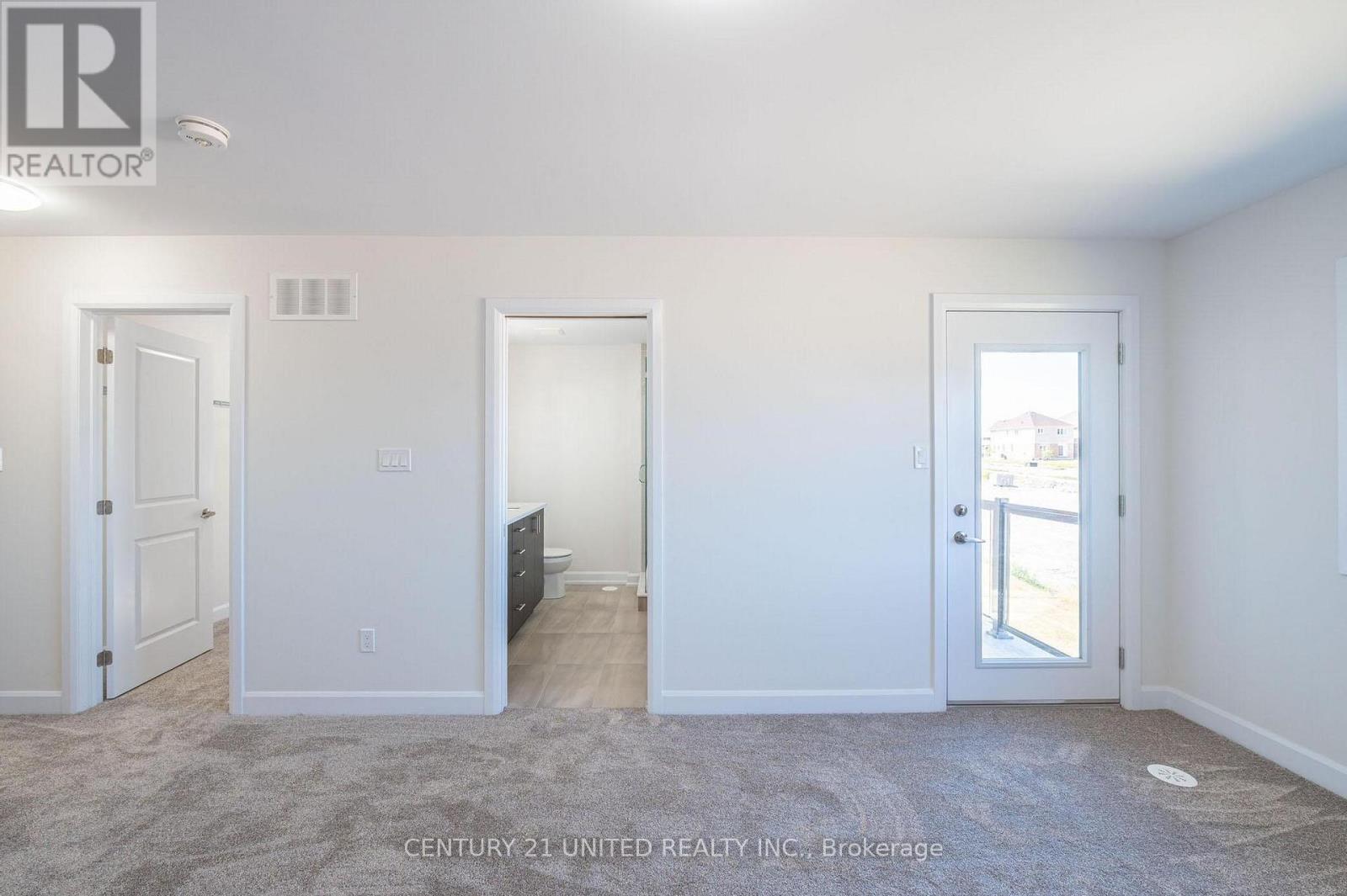 305 Mullighan Gardens, Peterborough (Monaghan Ward 2), ON - Indoor Photo Showing Other Room