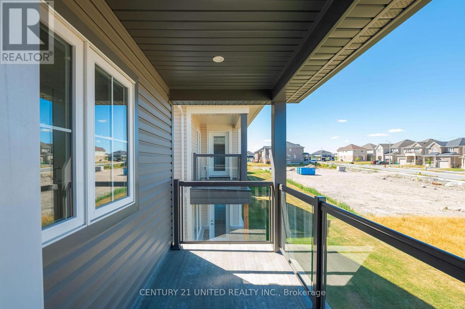 305 Mullighan Gardens, Peterborough (Monaghan Ward 2), ON - Outdoor With Balcony With Exterior