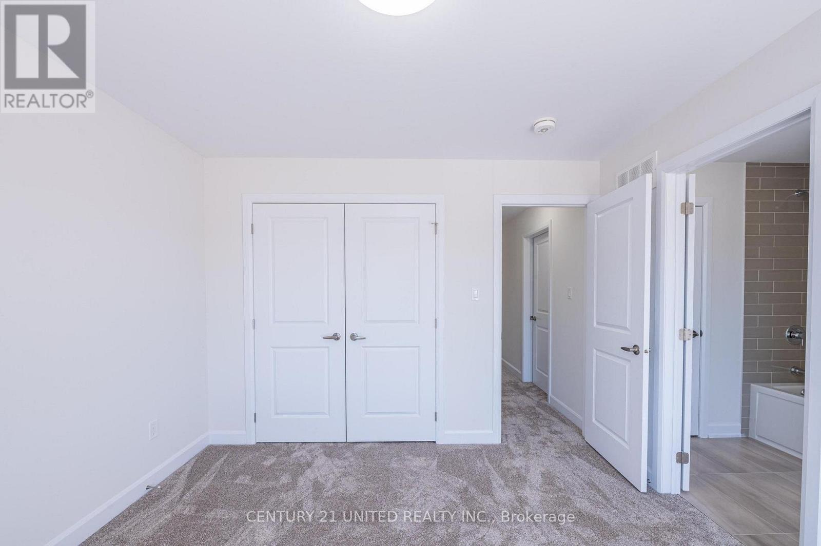 305 Mullighan Gardens, Peterborough (Monaghan Ward 2), ON - Indoor Photo Showing Other Room