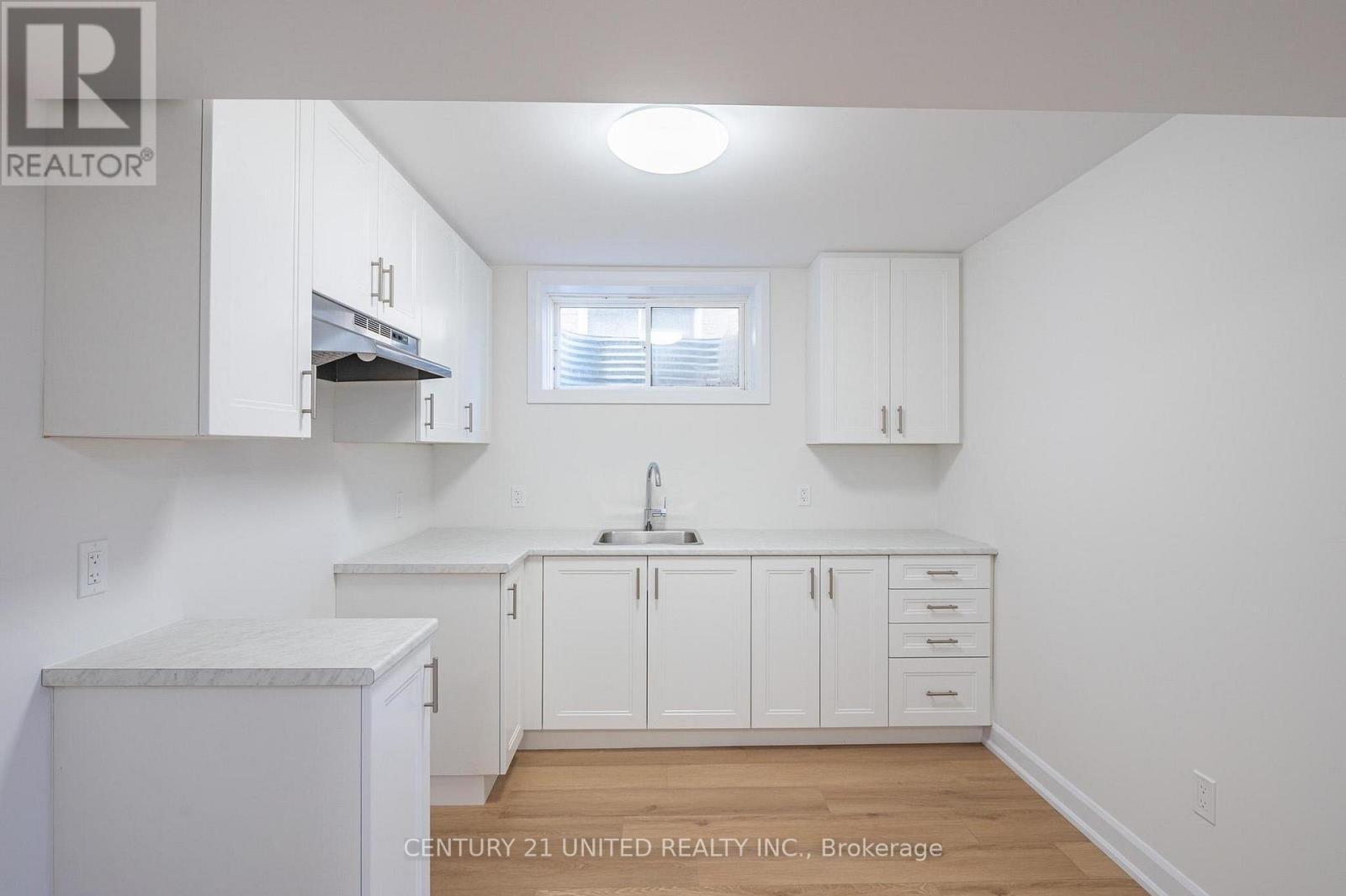 305 Mullighan Gardens, Peterborough (Monaghan Ward 2), ON - Indoor