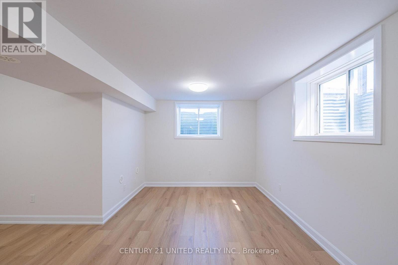 305 Mullighan Gardens, Peterborough (Monaghan Ward 2), ON - Indoor Photo Showing Other Room