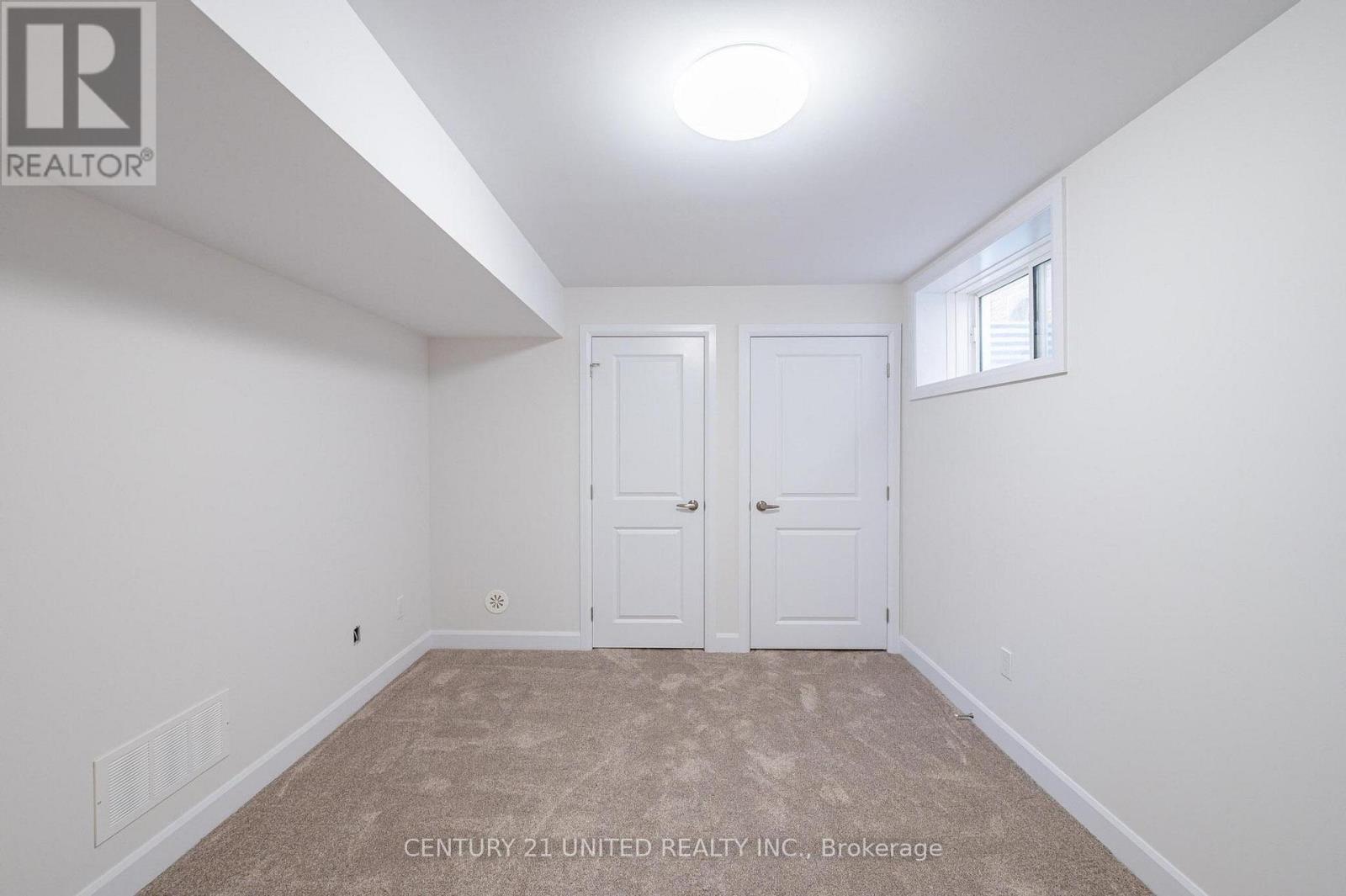 305 Mullighan Gardens, Peterborough (Monaghan Ward 2), ON - Indoor Photo Showing Other Room