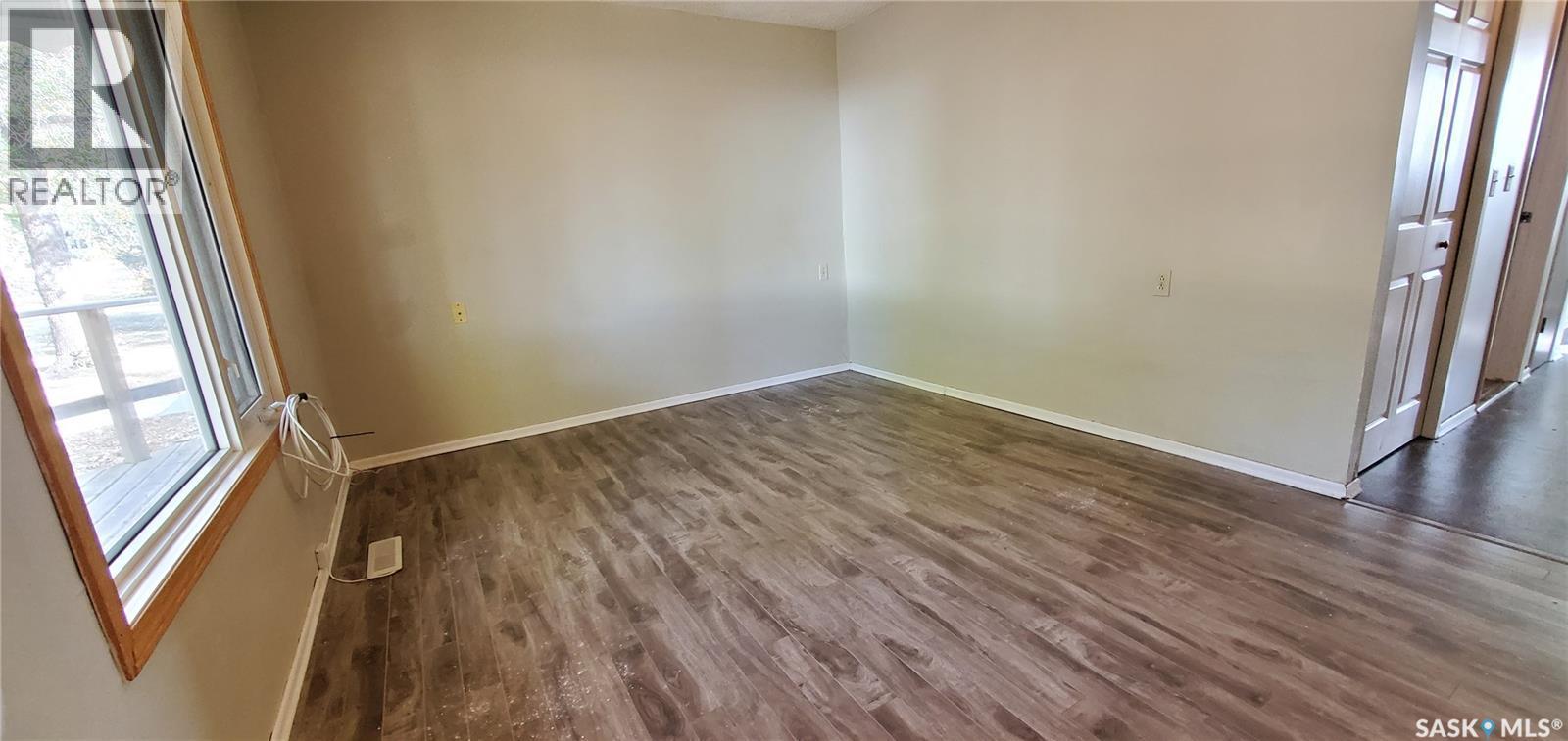 1809 Progress Avenue, Vanguard, SK - Indoor Photo Showing Other Room