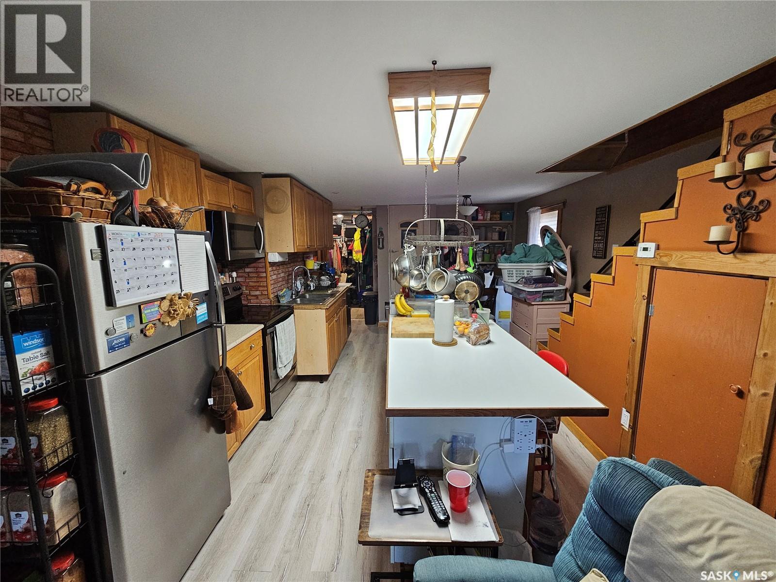 107 Carlyle Street, Arcola, SK - Indoor Photo Showing Other Room