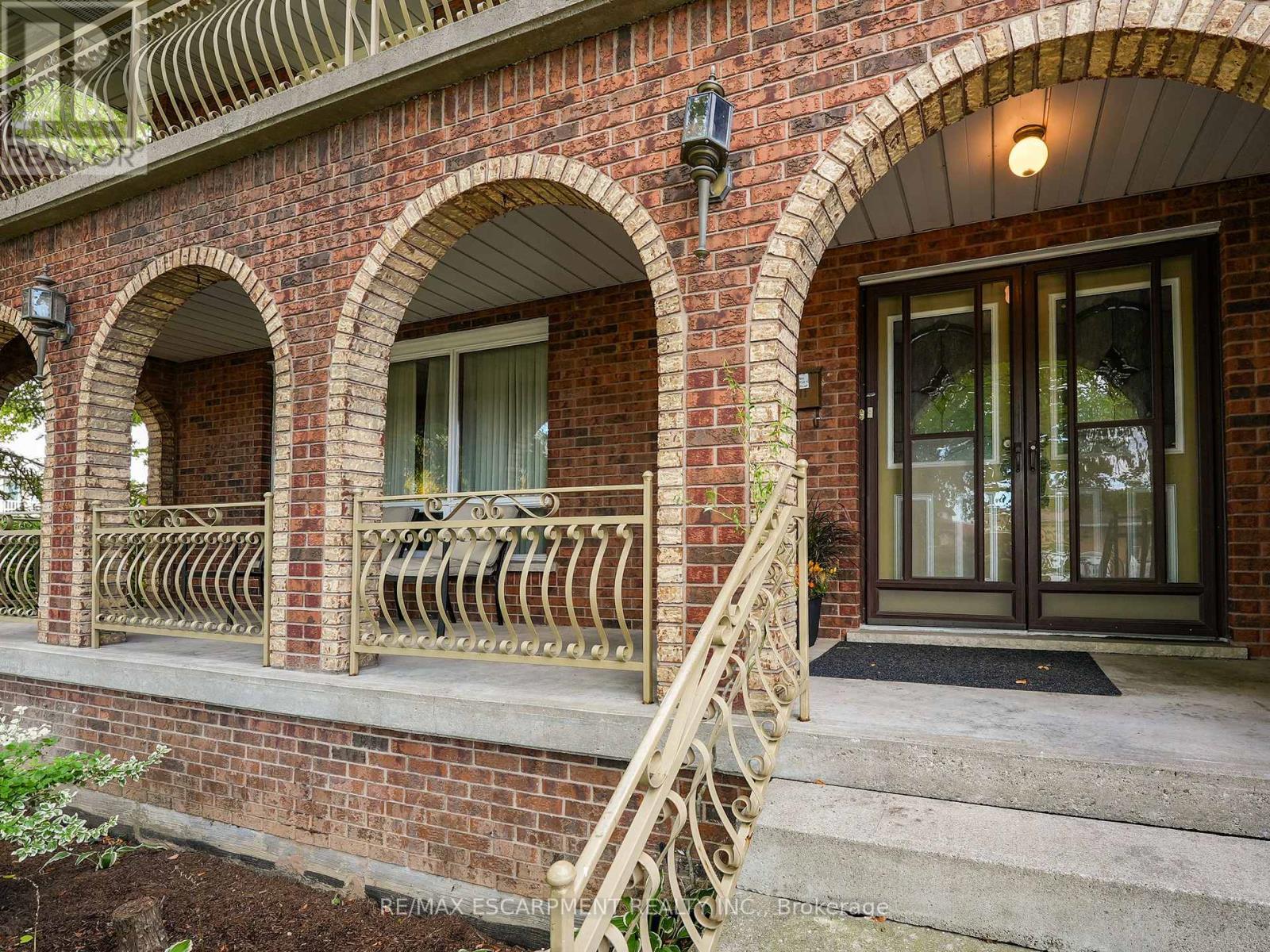 57 Neil Avenue, Hamilton, ON - Outdoor With Deck Patio Veranda