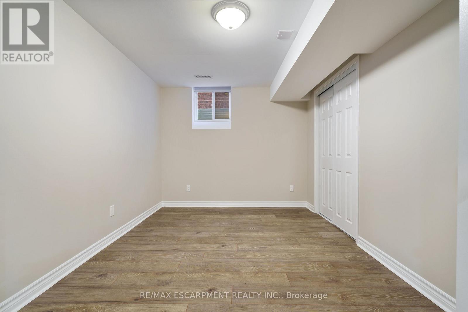 333 Valridge Drive, Hamilton, ON - Indoor Photo Showing Other Room