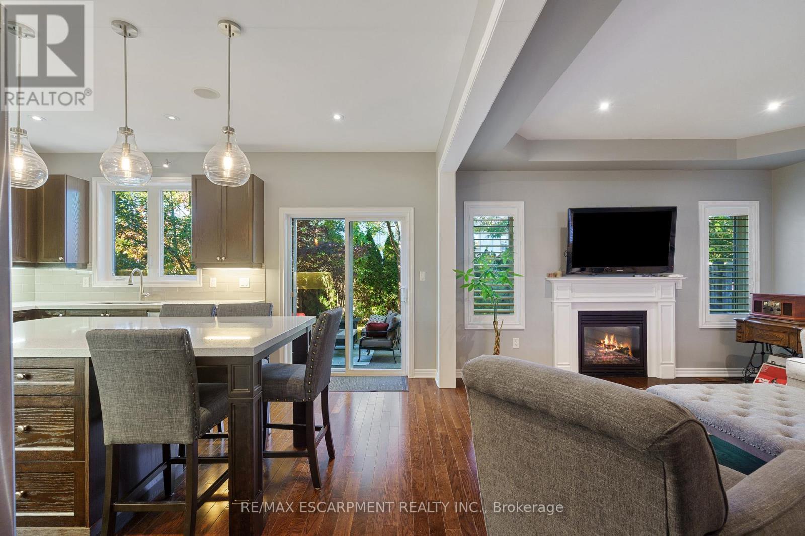 333 Valridge Drive, Hamilton, ON - Indoor With Fireplace