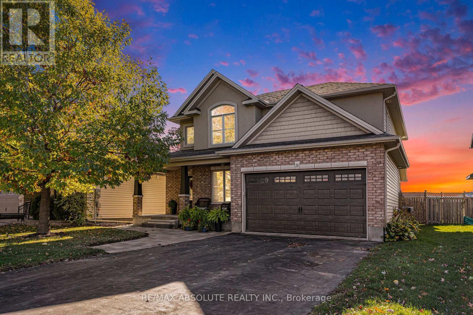 205 Arthur Street, Arnprior, ON - Outdoor