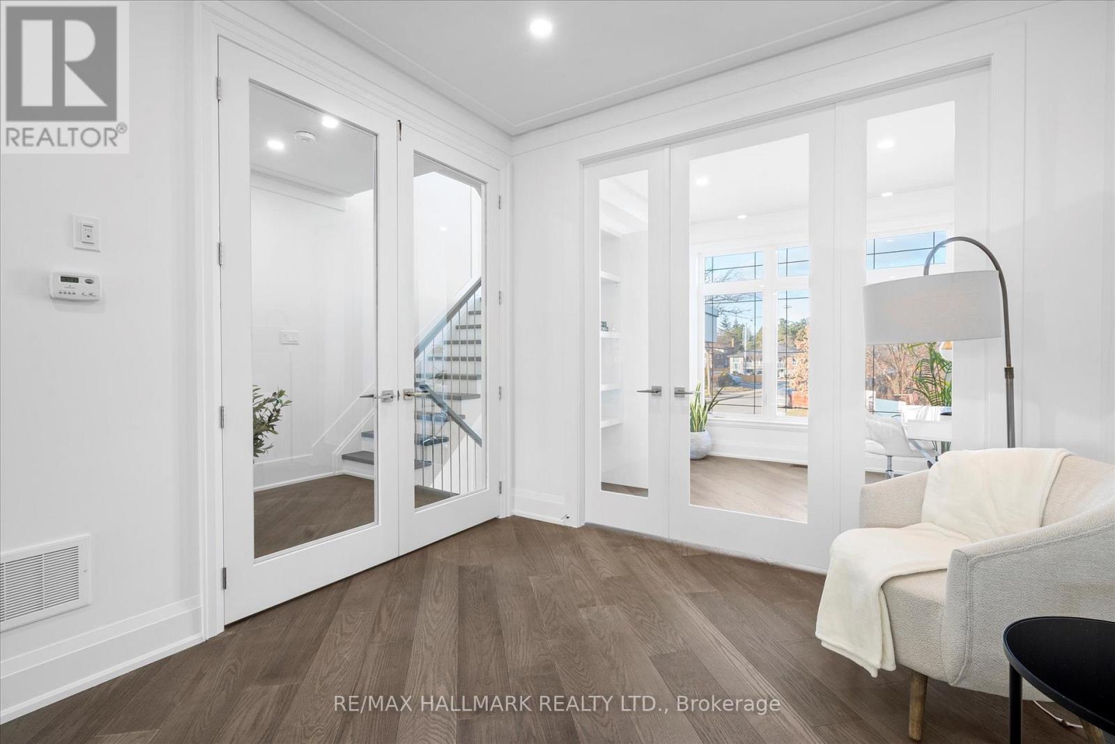 1B - 27 Antonio Court, Toronto, ON - Indoor Photo Showing Other Room