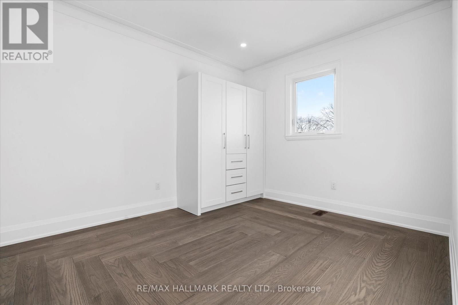 1B - 27 Antonio Court, Toronto, ON - Indoor Photo Showing Other Room