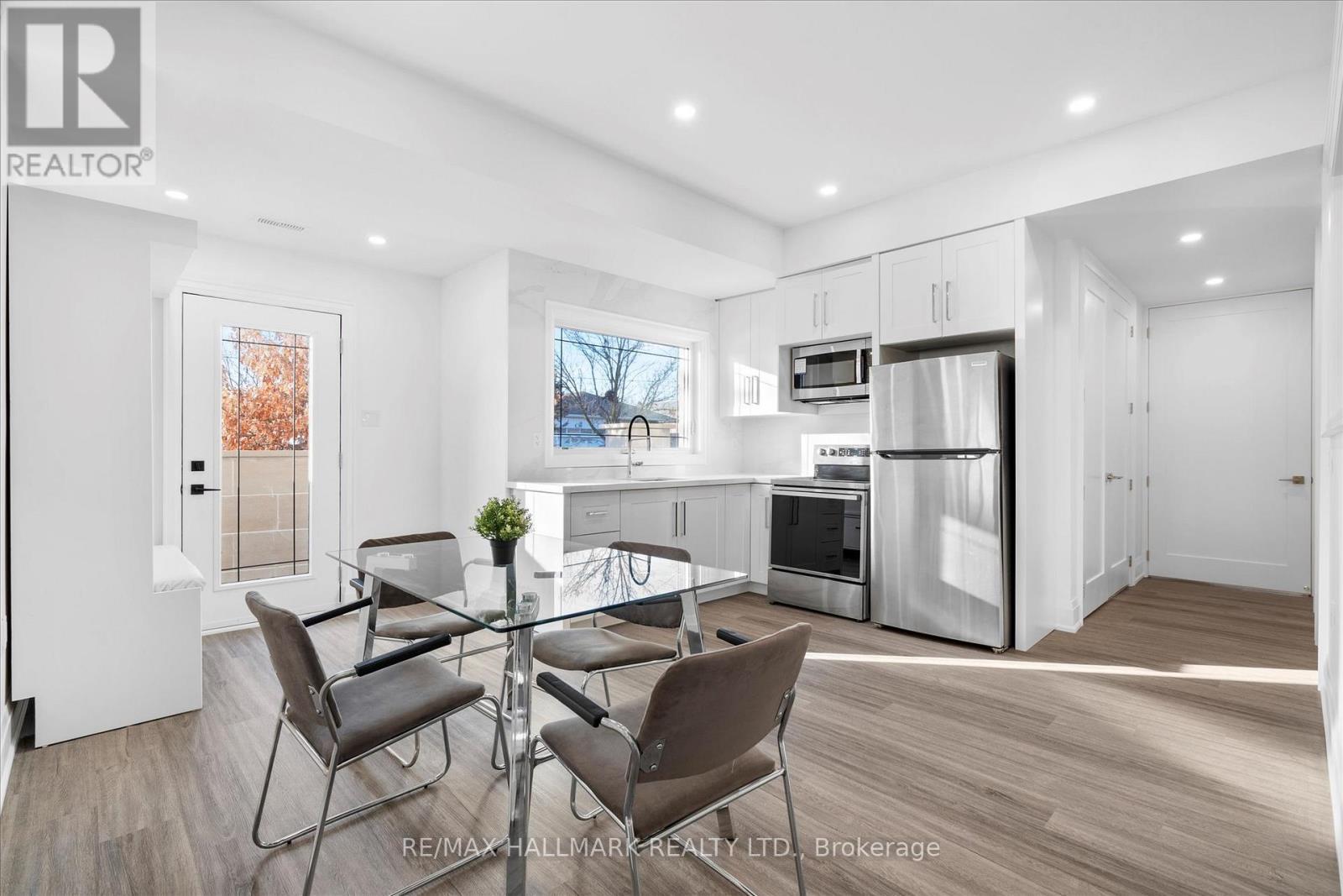 1B - 27 Antonio Court, Toronto, ON - Indoor