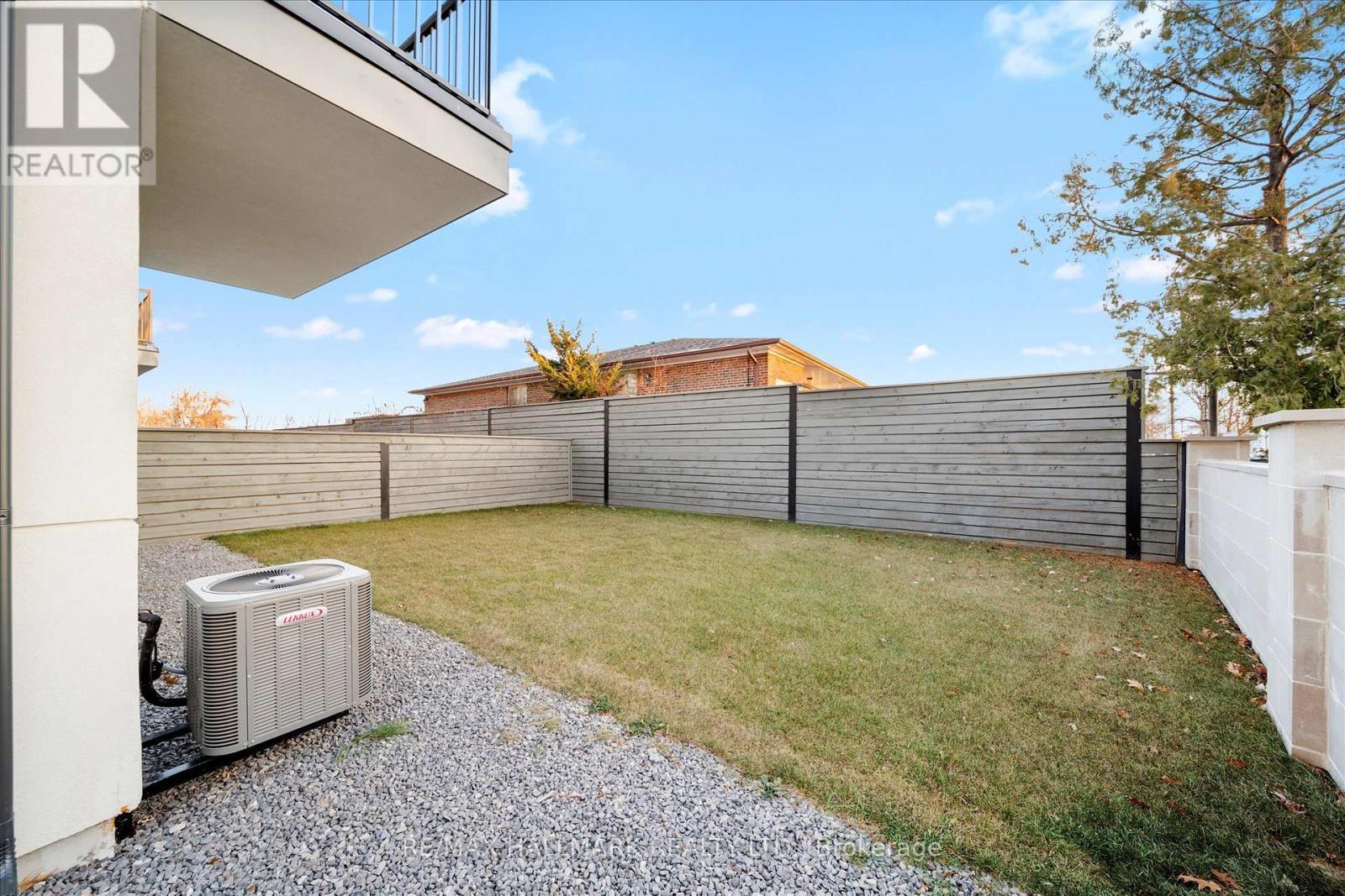 1B - 27 Antonio Court, Toronto, ON - Outdoor With Exterior