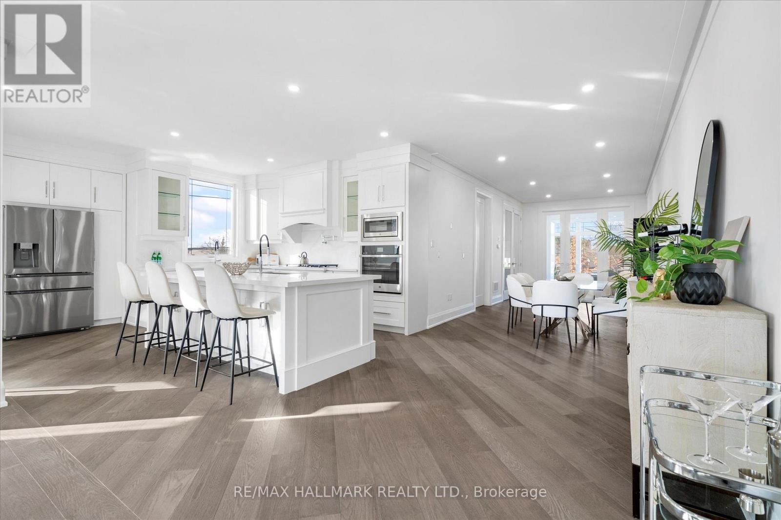 1B - 27 Antonio Court, Toronto, ON - Indoor