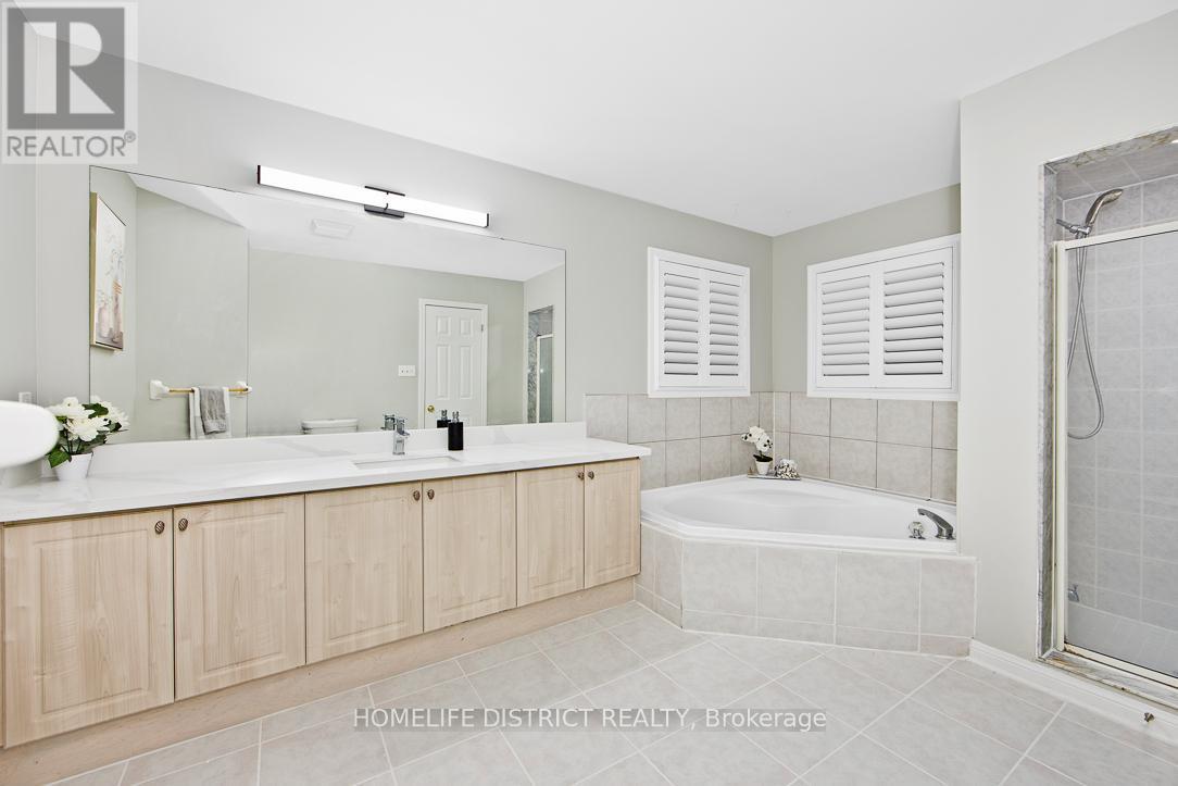 50 Weldrick Crescent, Clarington, ON - Indoor Photo Showing Bathroom