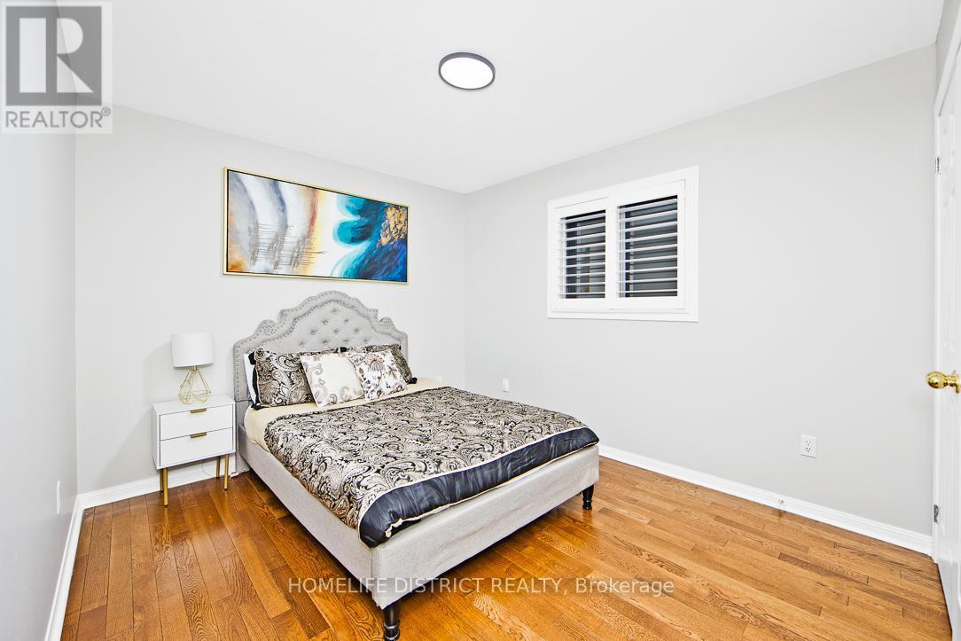 50 Weldrick Crescent, Clarington, ON - Indoor Photo Showing Bedroom