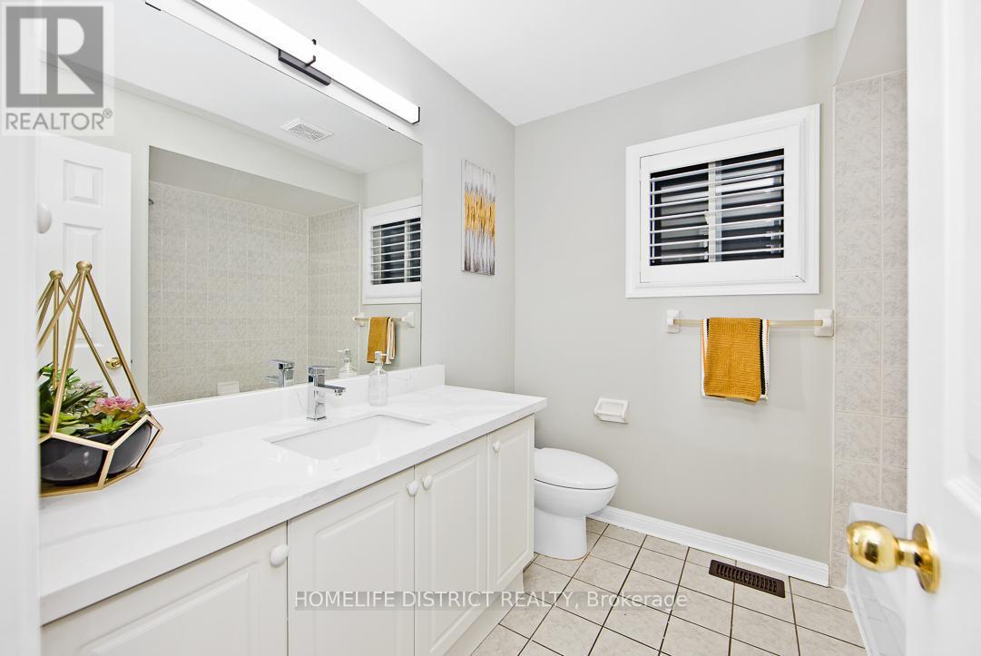 50 Weldrick Crescent, Clarington, ON - Indoor Photo Showing Bathroom