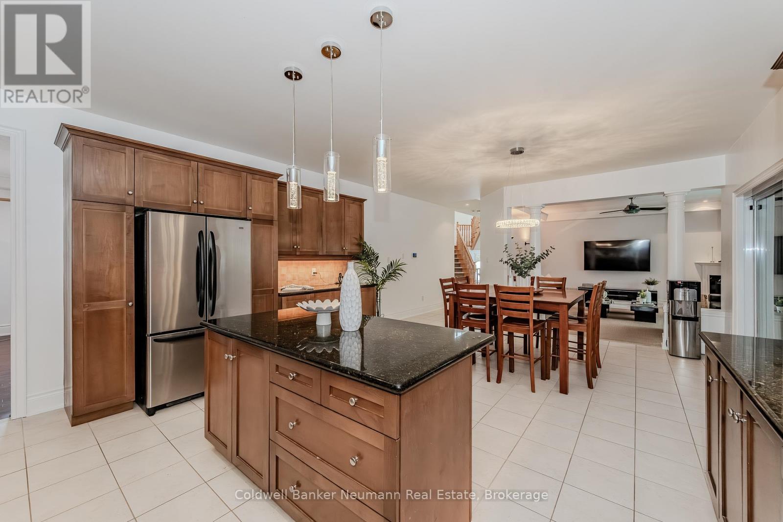 32 Forest Ridge Road, Erin, ON - Indoor Photo Showing Kitchen