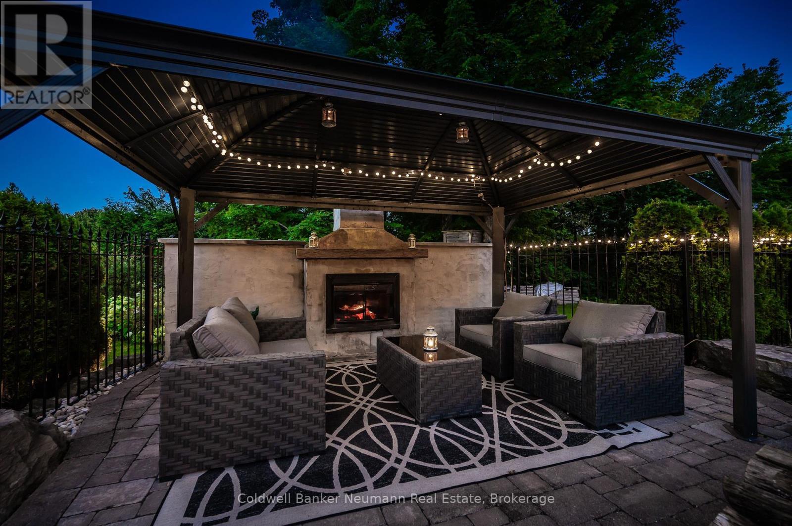 32 Forest Ridge Road, Erin, ON - Outdoor With Deck Patio Veranda