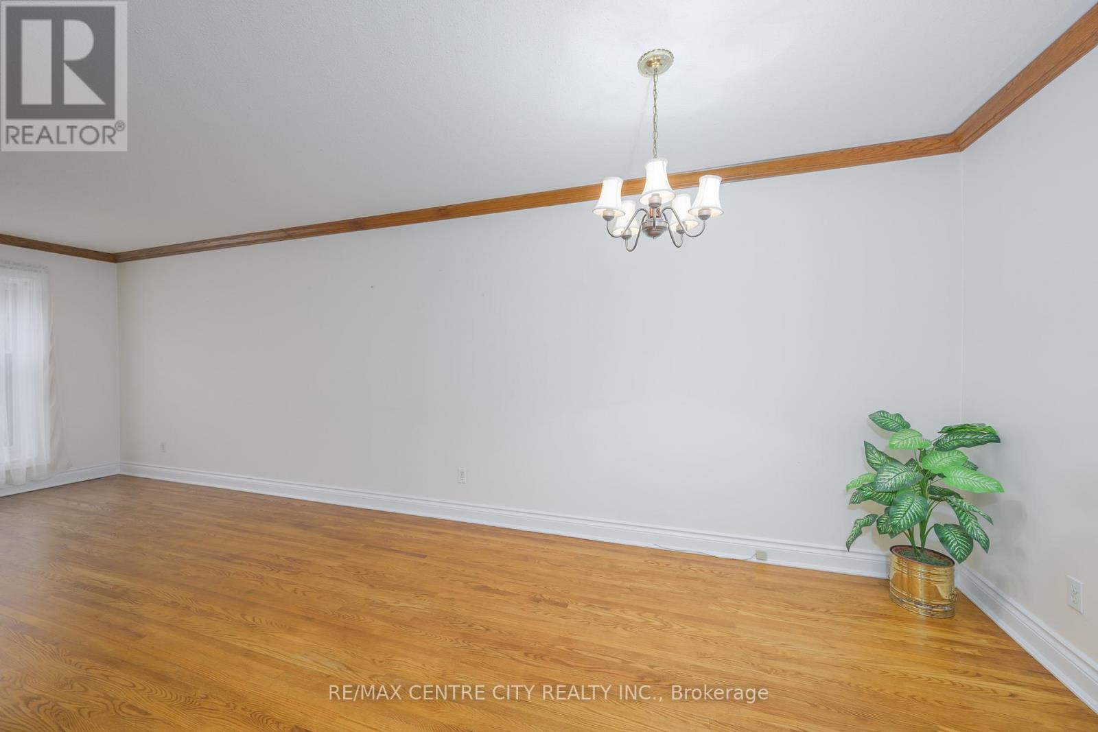 231 Banbury Road, London South (South T), ON - Indoor Photo Showing Other Room