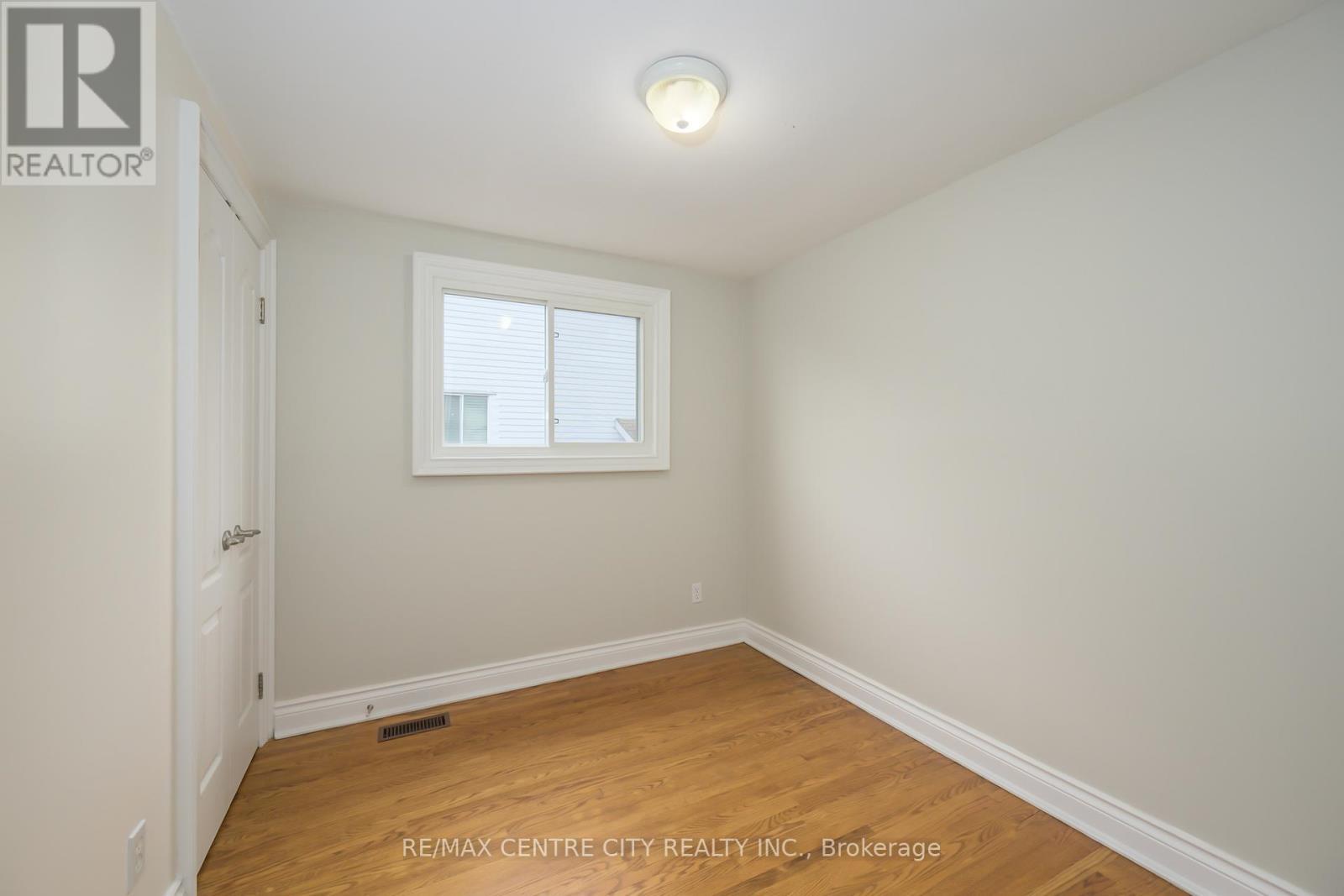 231 Banbury Road, London South (South T), ON - Indoor Photo Showing Other Room