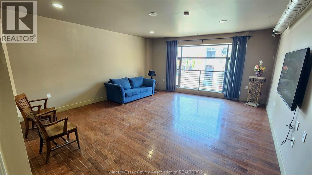 286 Ouellette Avenue, Windsor, ON