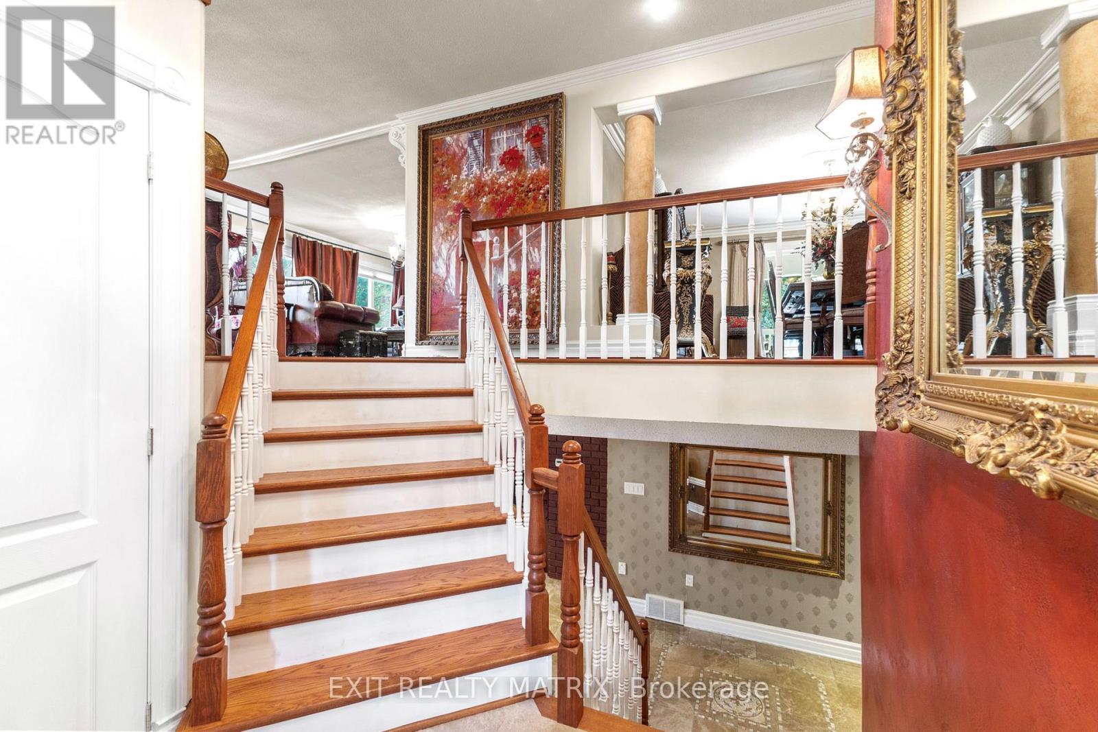 original) entrance 2 - 1100 Moffatt Drive, Ottawa, ON - Indoor Photo Showing Other Room