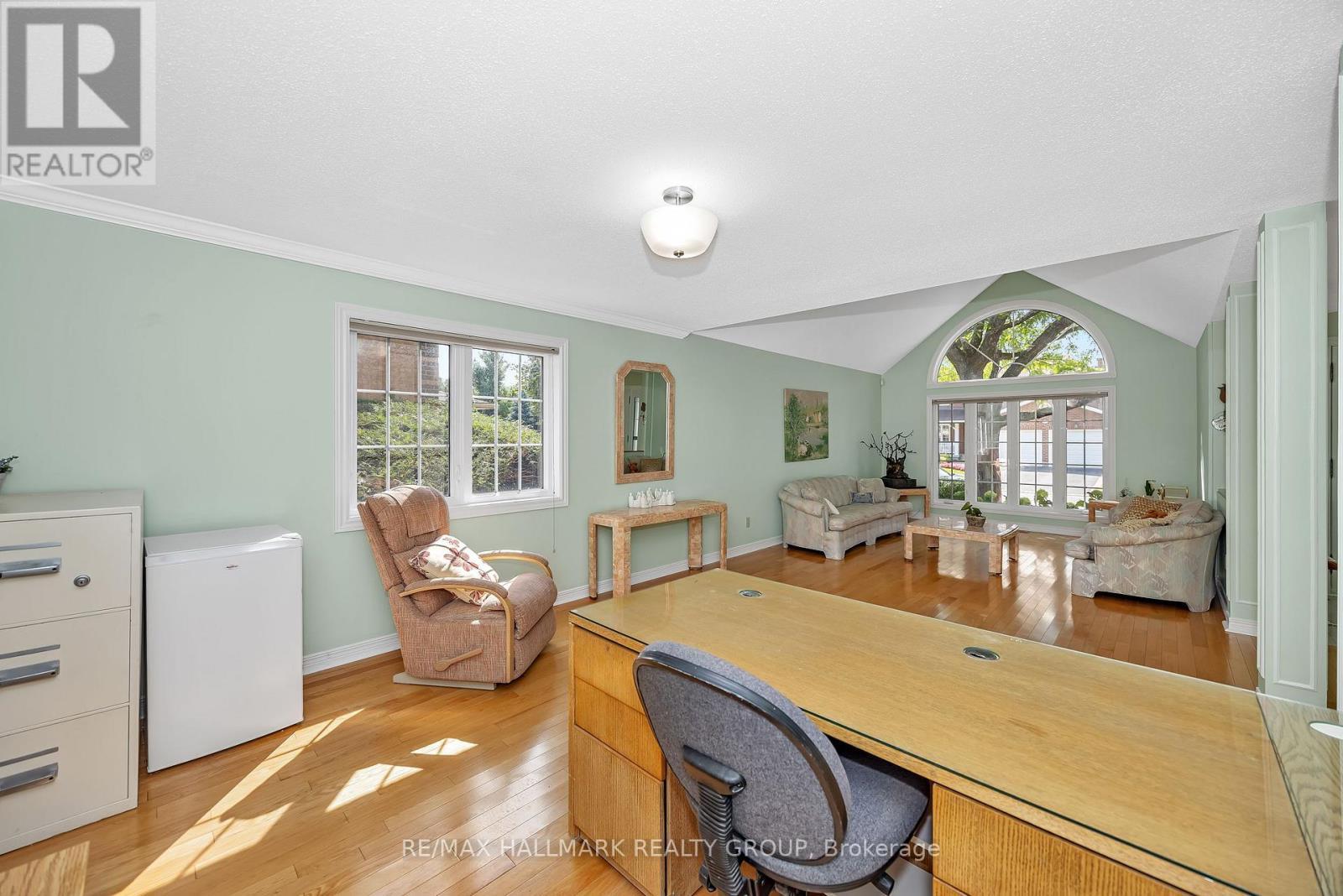 1725 Autumn Ridge Drive, Ottawa, ON - Indoor