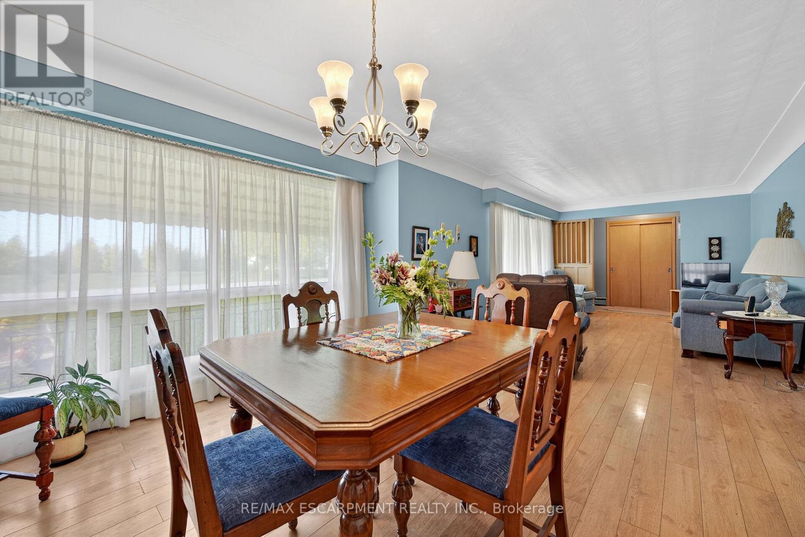 182 Sweets Corners Road, Haldimand, ON - Indoor Photo Showing Dining Room