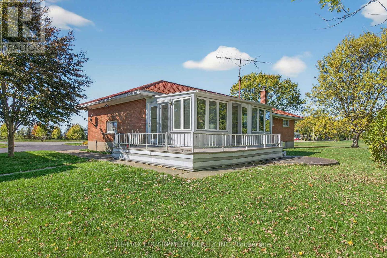 182 Sweets Corners Road, Haldimand, ON - Outdoor With Deck Patio Veranda