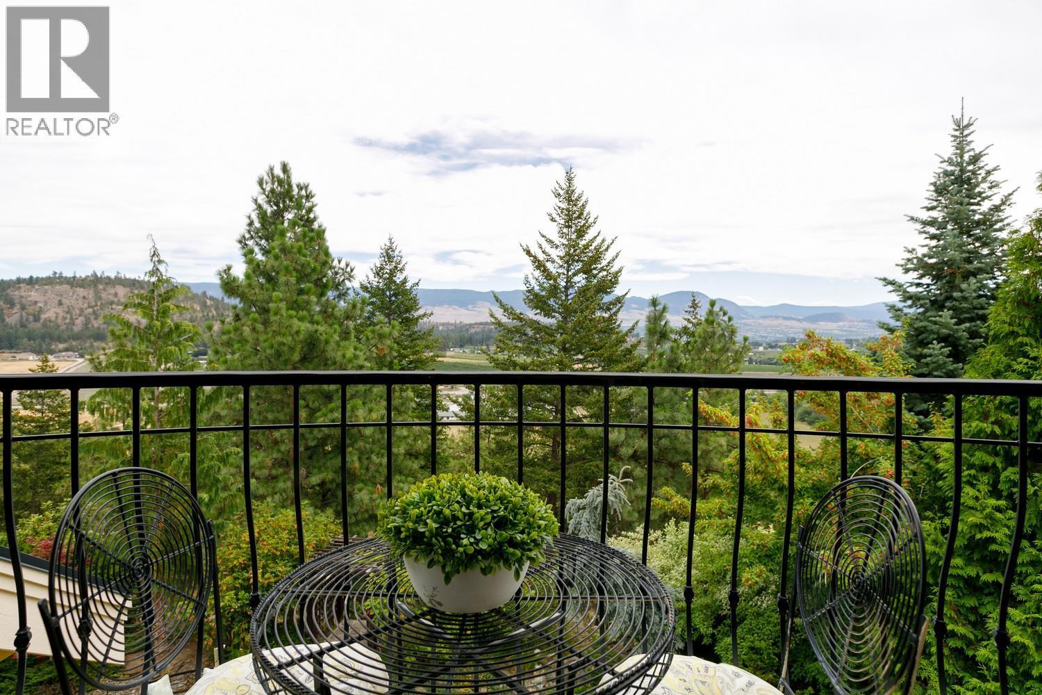 427 Long Ridge Drive, Kelowna, BC - Outdoor With View