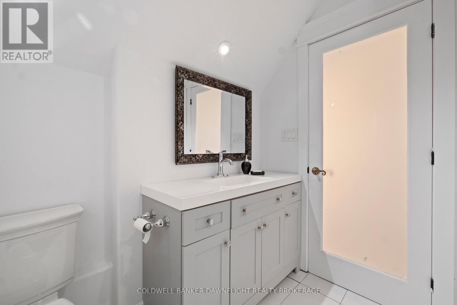 246 Hazelton Lane, South Huron (Exeter), ON - Indoor Photo Showing Bathroom