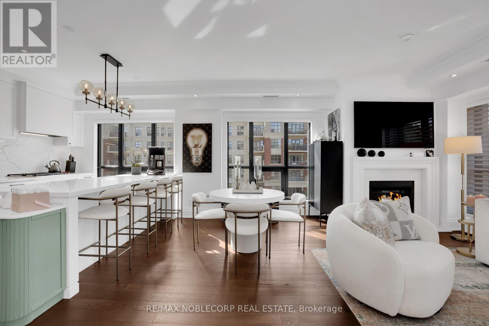 404 - 4 The Kingsway, Toronto, ON - Indoor With Fireplace