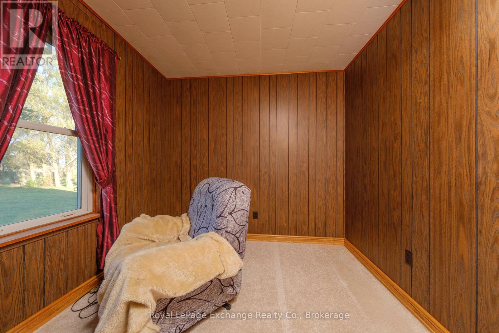 2095 12 Concession, Huron-Kinloss, ON - Indoor