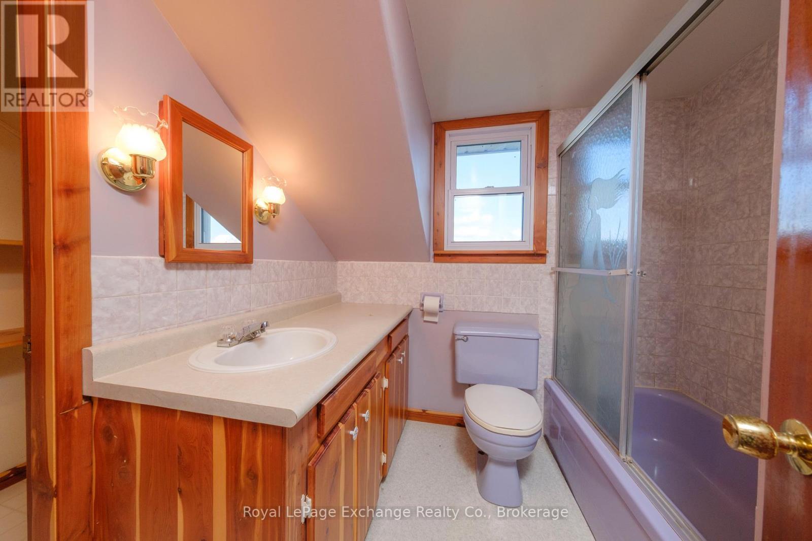2095 12 Concession, Huron-Kinloss, ON - Indoor Photo Showing Bathroom