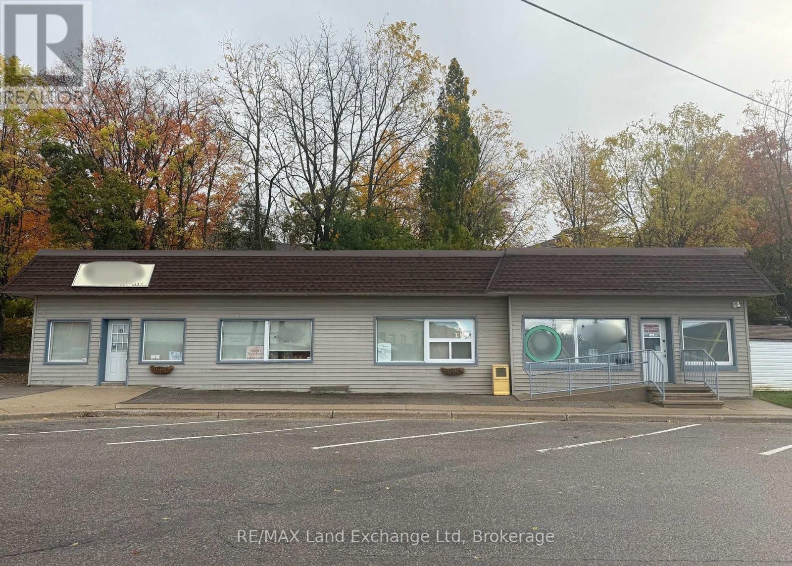 11 Veterans Road, North Huron (Wingham), ON