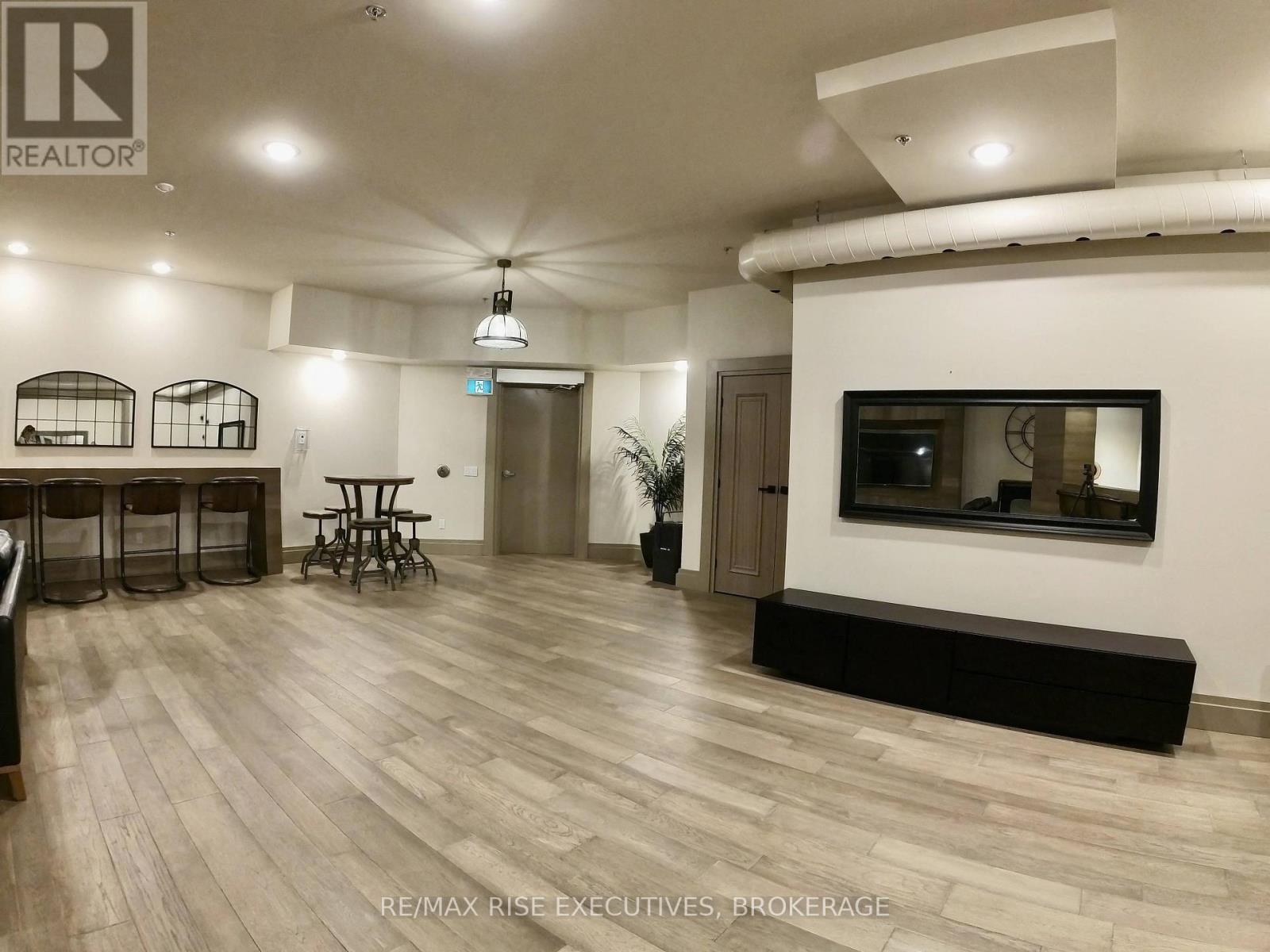 506 - 847 Development Drive, Kingston (South Of Taylor-Kidd Blvd), ON - Indoor