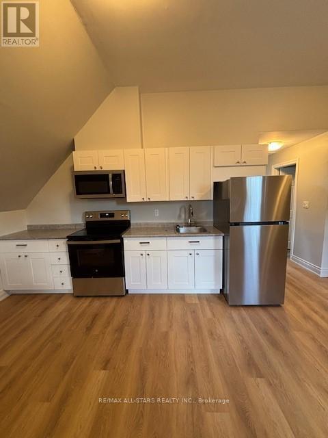 18 Lindsay Street, Kawartha Lakes (Fenelon Falls), ON