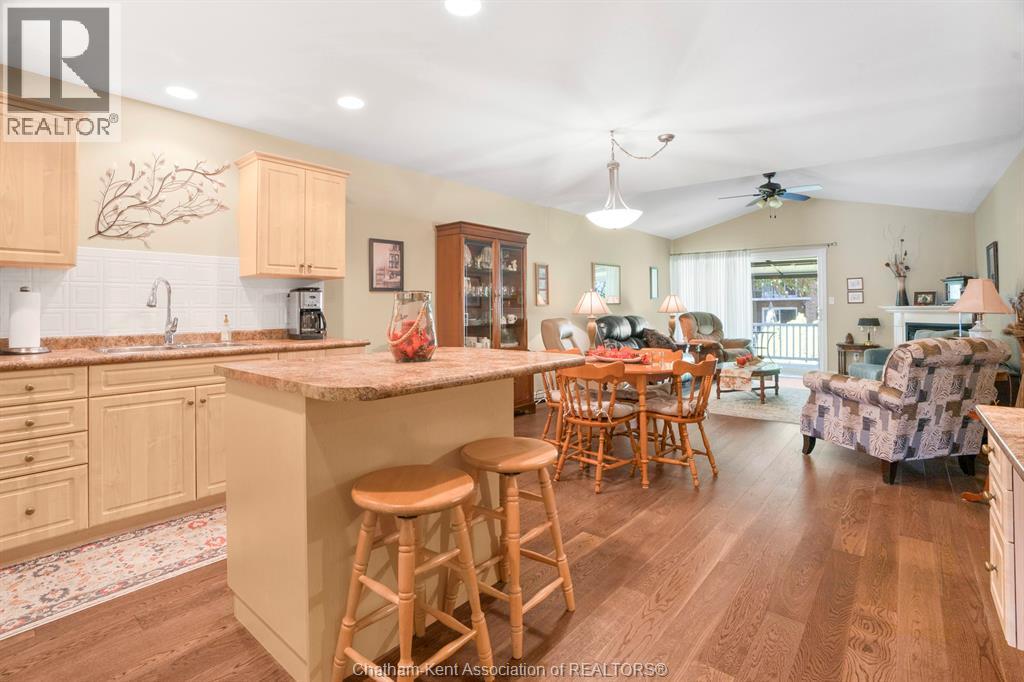 23 Wilhelmina Way, Chatham, ON - Indoor