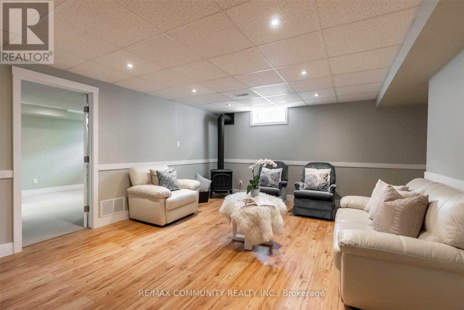 5 Pollock Avenue, Brock, ON - Indoor Photo Showing Basement