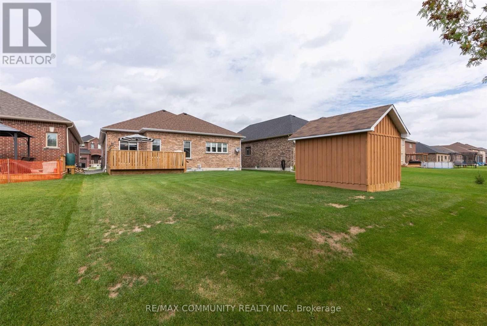 5 Pollock Avenue, Brock, ON - Outdoor