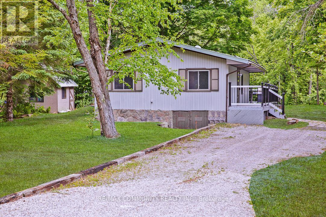 6605 Pioneer Village Lane, Ramara, ON - Outdoor