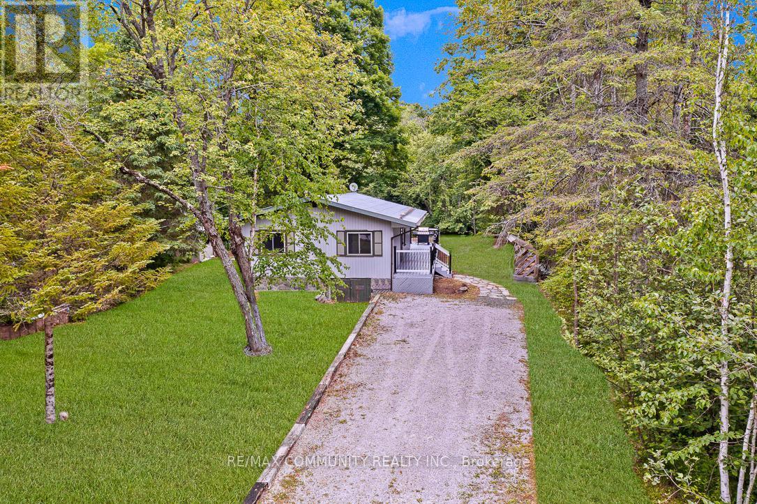 6605 Pioneer Village Lane, Ramara, ON - Outdoor