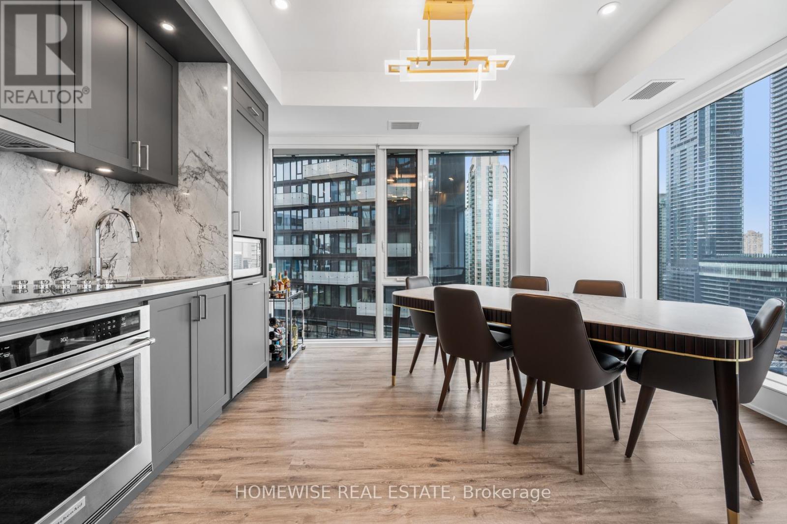 1012 - 470 Front Street W, Toronto, ON - Indoor