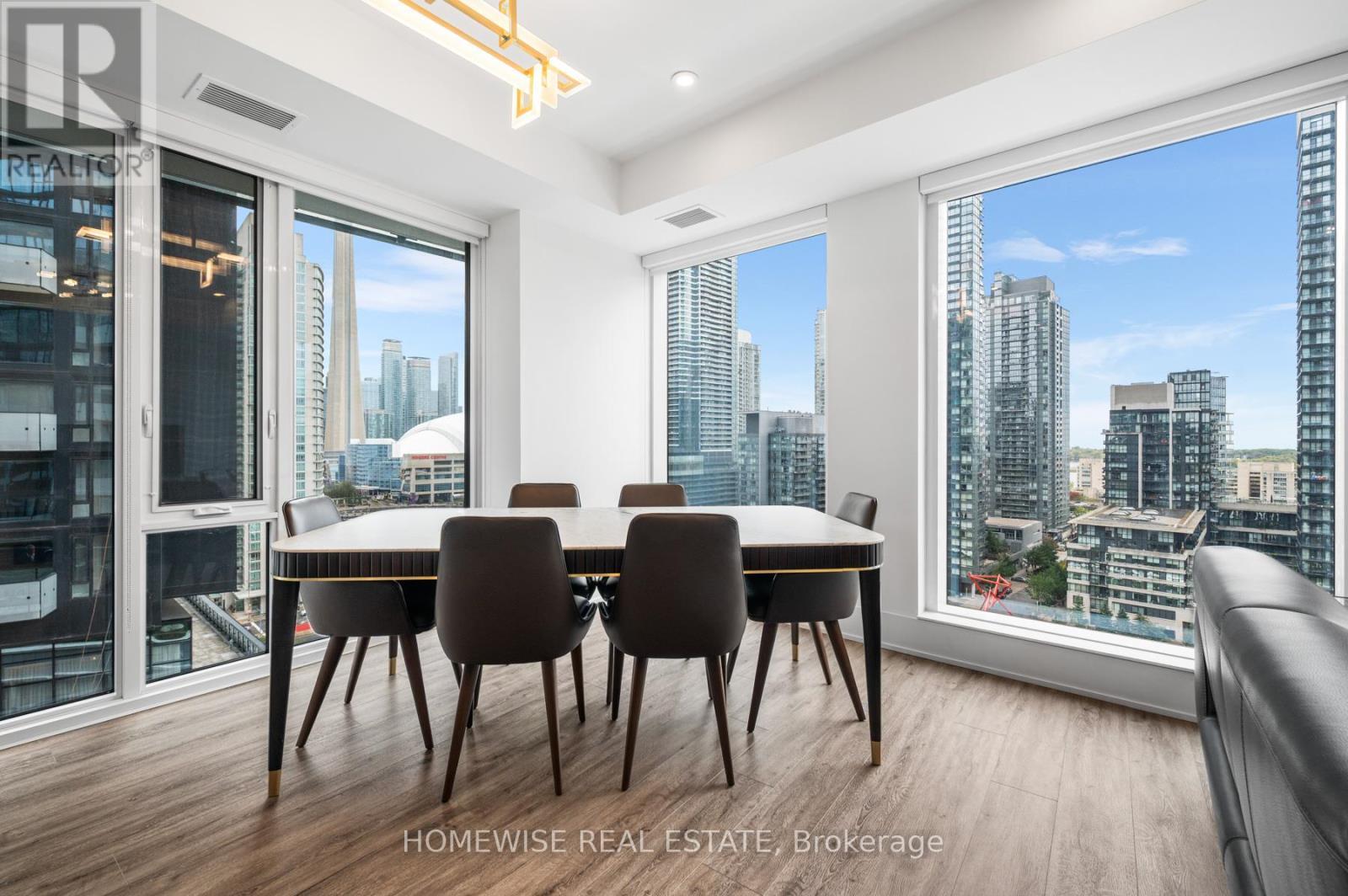 1012 - 470 Front Street W, Toronto, ON - Indoor Photo Showing Dining Room