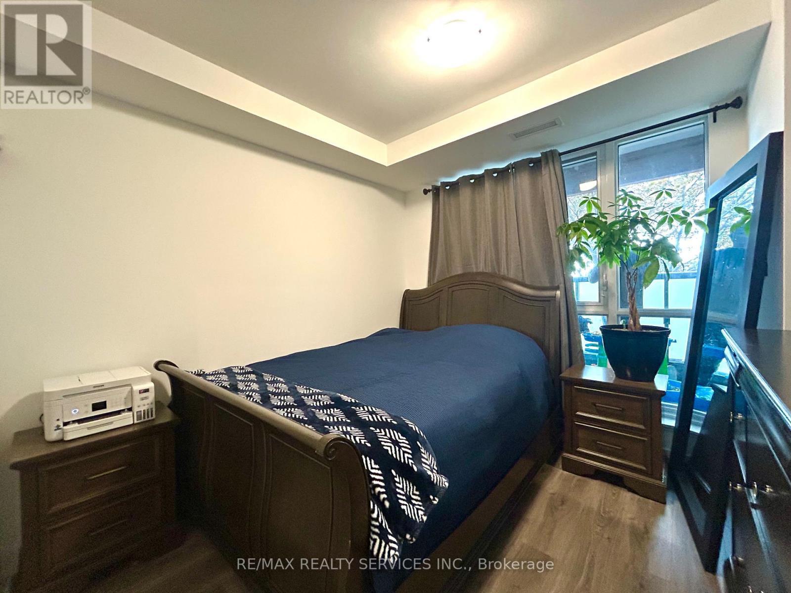 212 - 2545 Simcoe Street, Oshawa, ON - Indoor Photo Showing Bedroom