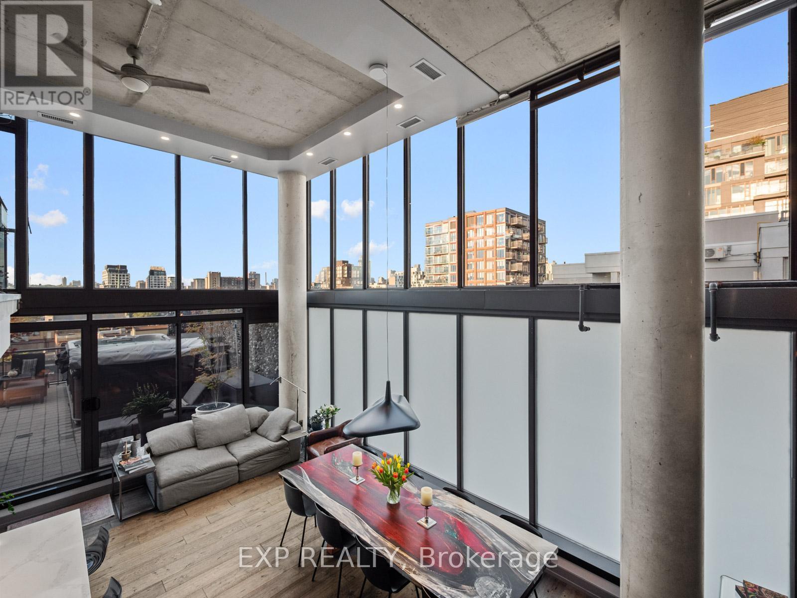 Ph1 - 533 Richmond Street W, Toronto, ON - Indoor Photo Showing Other Room