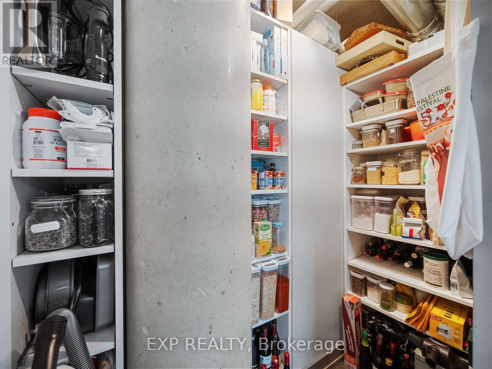 Ph1 - 533 Richmond Street W, Toronto, ON - Indoor