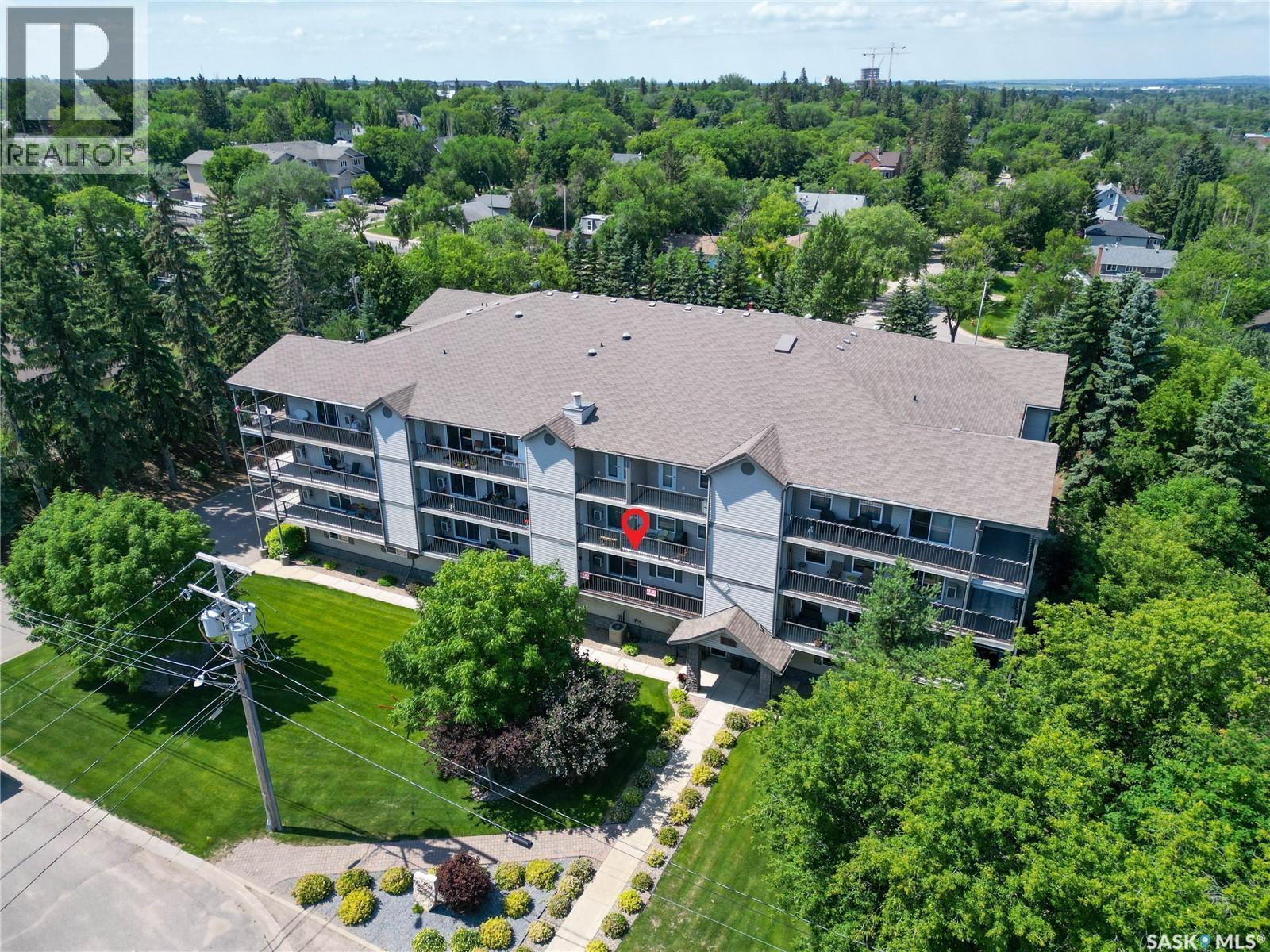 301 1901 1 1/2 Avenue W, Prince Albert, SK - Outdoor